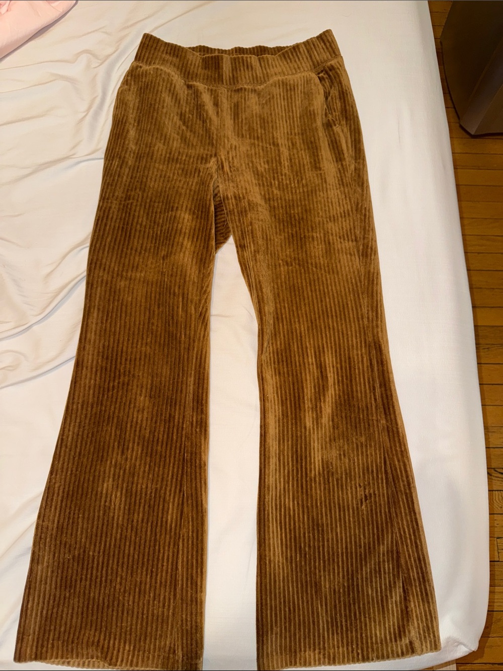 PRICE DROP Uniqlo Corduroy stretchy flare leg